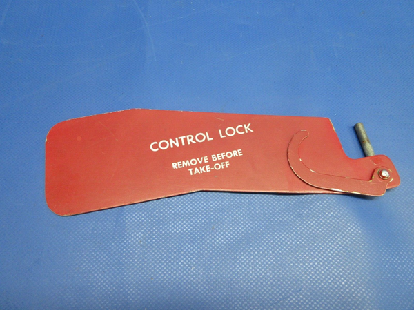 Beech C24R Sierra Flight Control Lock Assy P/N 169-590016-15 (0524-1175)