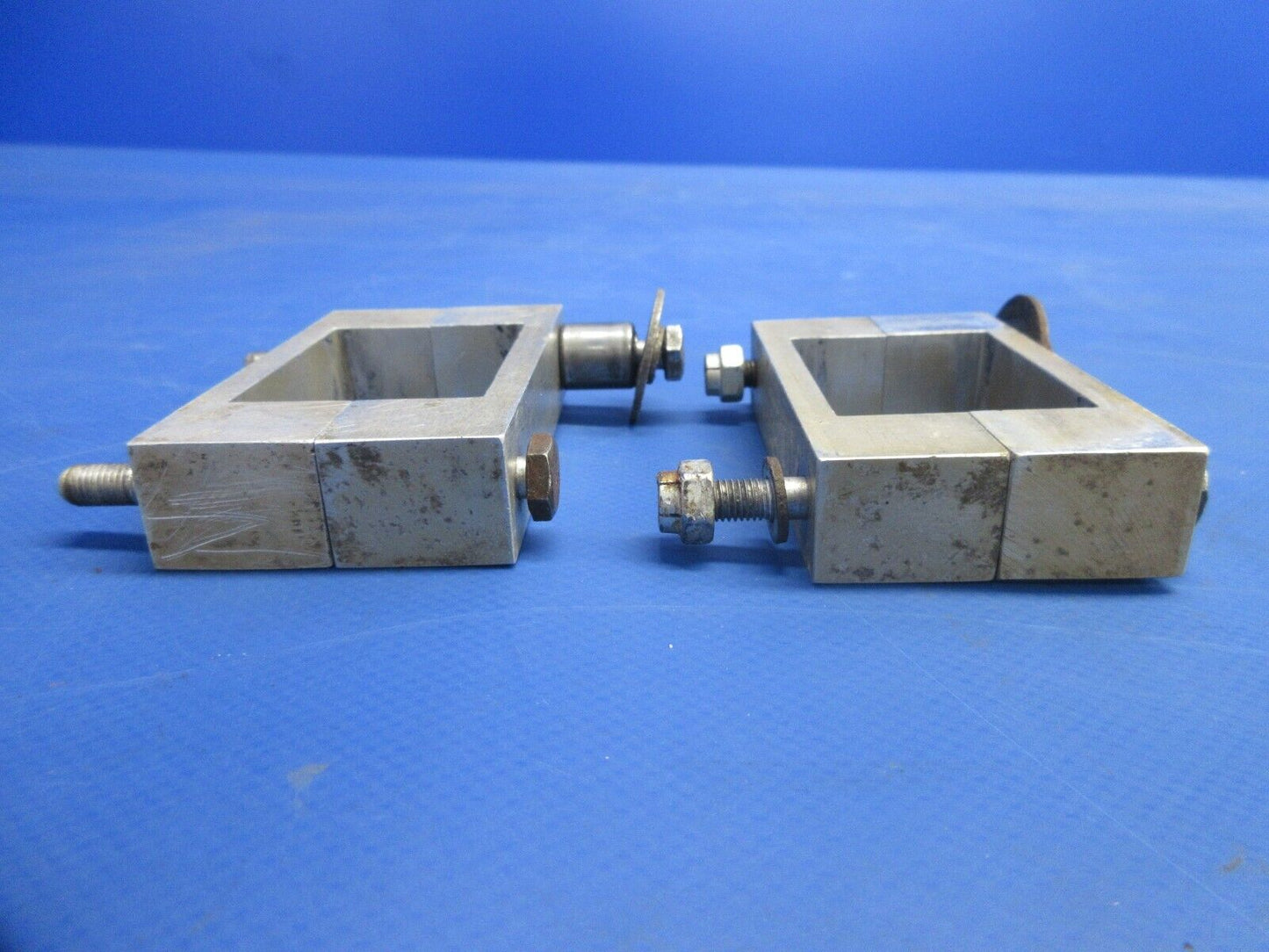 Mooney M20 / M20C Retractable Step Bearing Block Set P/N 840006 (1024-803)