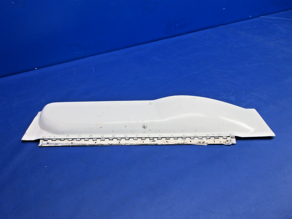 Mooney M20 / M20C RH Nose Gear Door P/N 8367-502 ( 0426-917)0