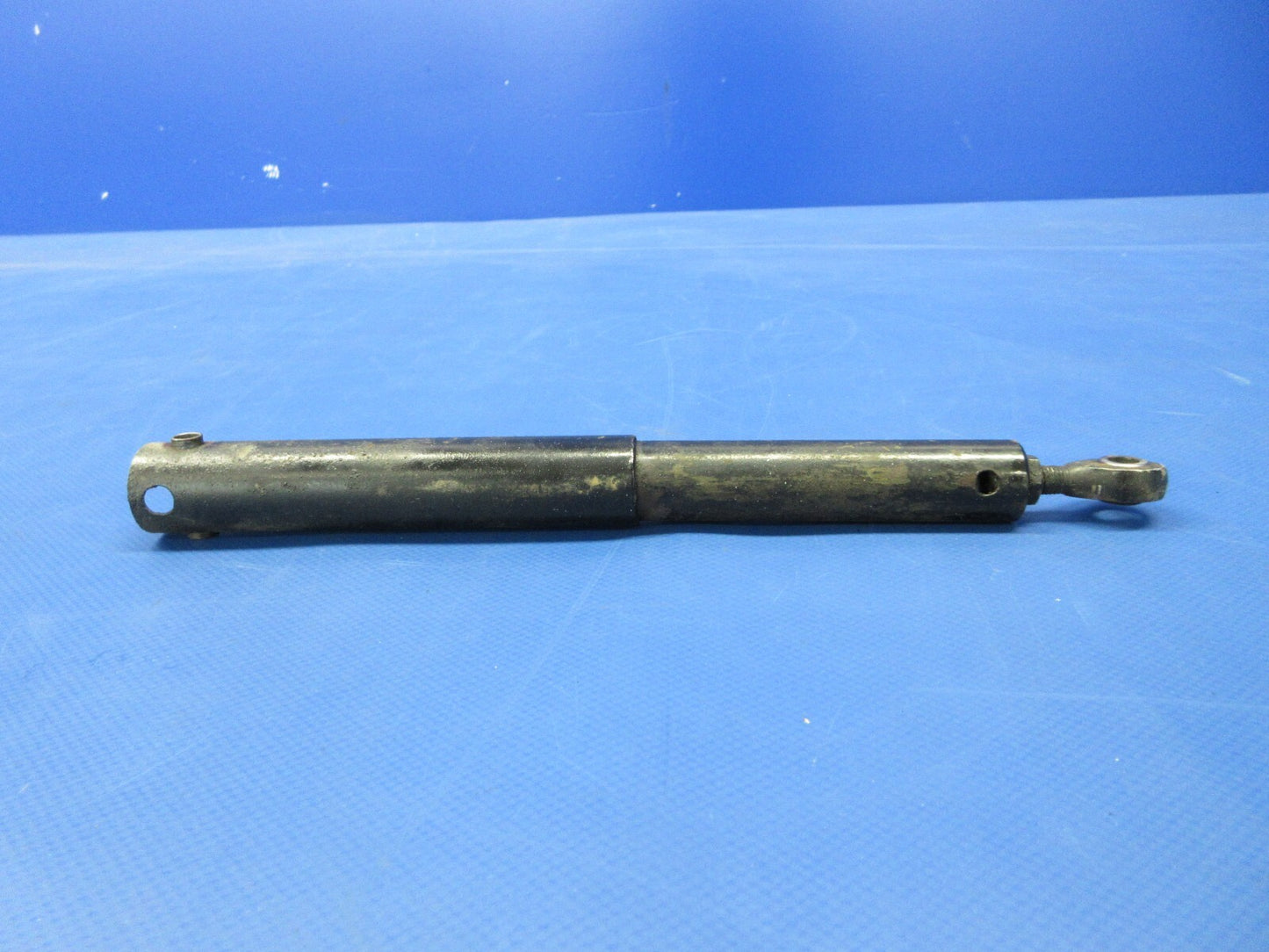 Bellanca 17-31A Viking LH Main Gear Extension Assy P/N 194399 (0924-1334)2