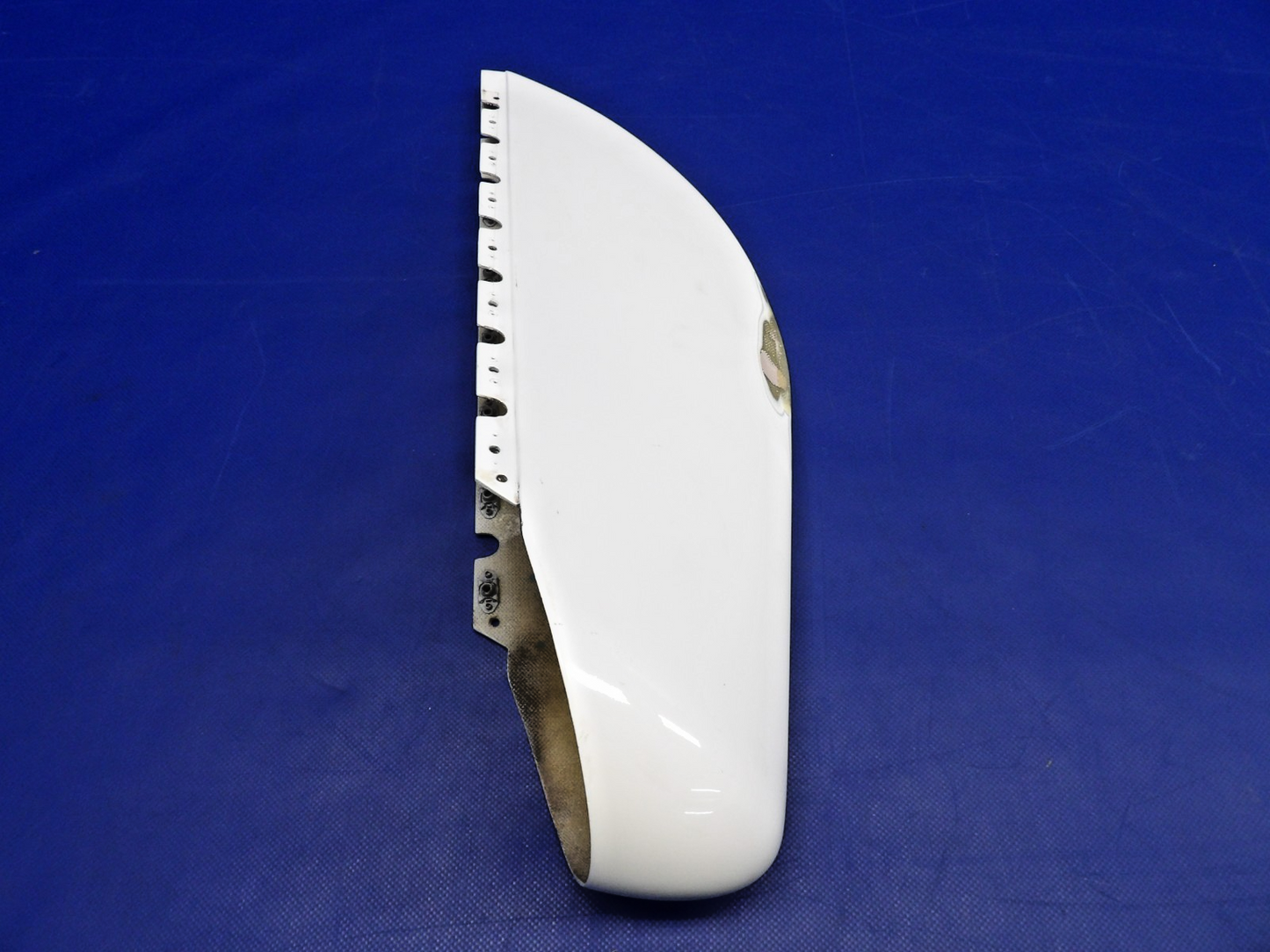 Cirrus SR20 / SR22 Rudder Bottom Fairing P/N 20917-003 (0426-1318)4