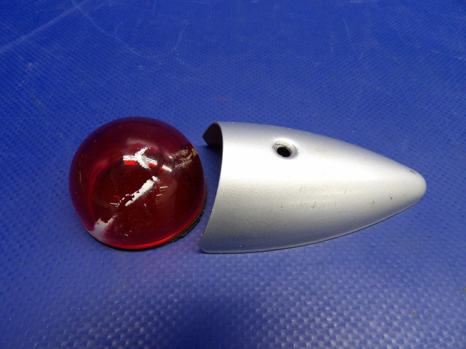 Cessna Grimes RH& Tail Position Light P/N C622001-0401(-0201) TESTED (0626-1432)3