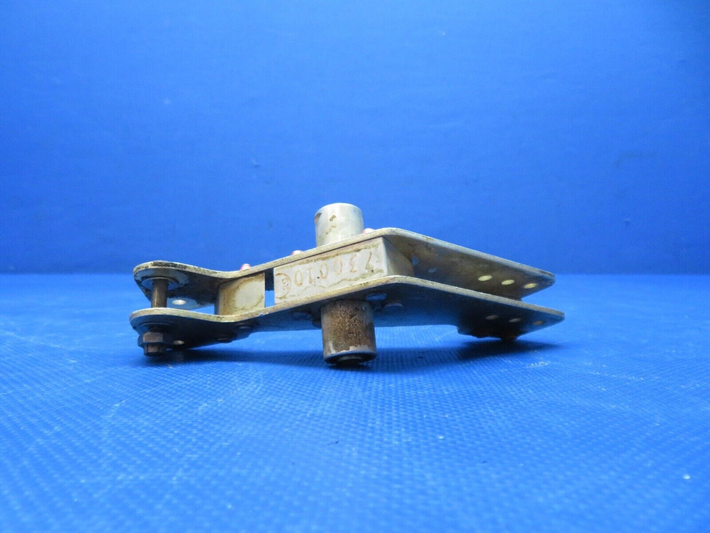 Mooney M20 / M20E Bellcrank Aileron P/N 7263 SSBY 730008 (0424-152)