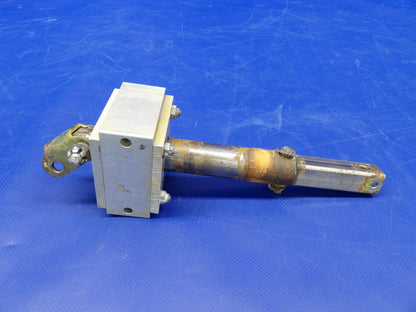 Beech 95-B55 Baron Rear Elevator Trim Actuator P/N 7217 (0426-1466)1