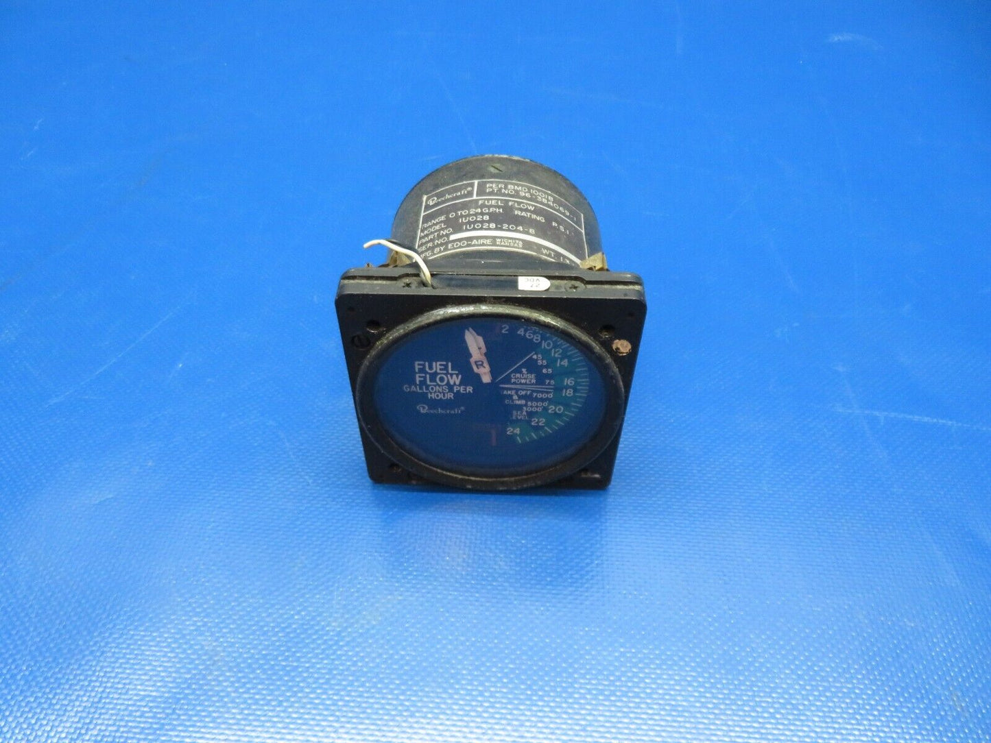 Beech 95-B55 Edo-Aire Fuel Flow Indicator Lighted 27v 96-384069-1 (1224-124)