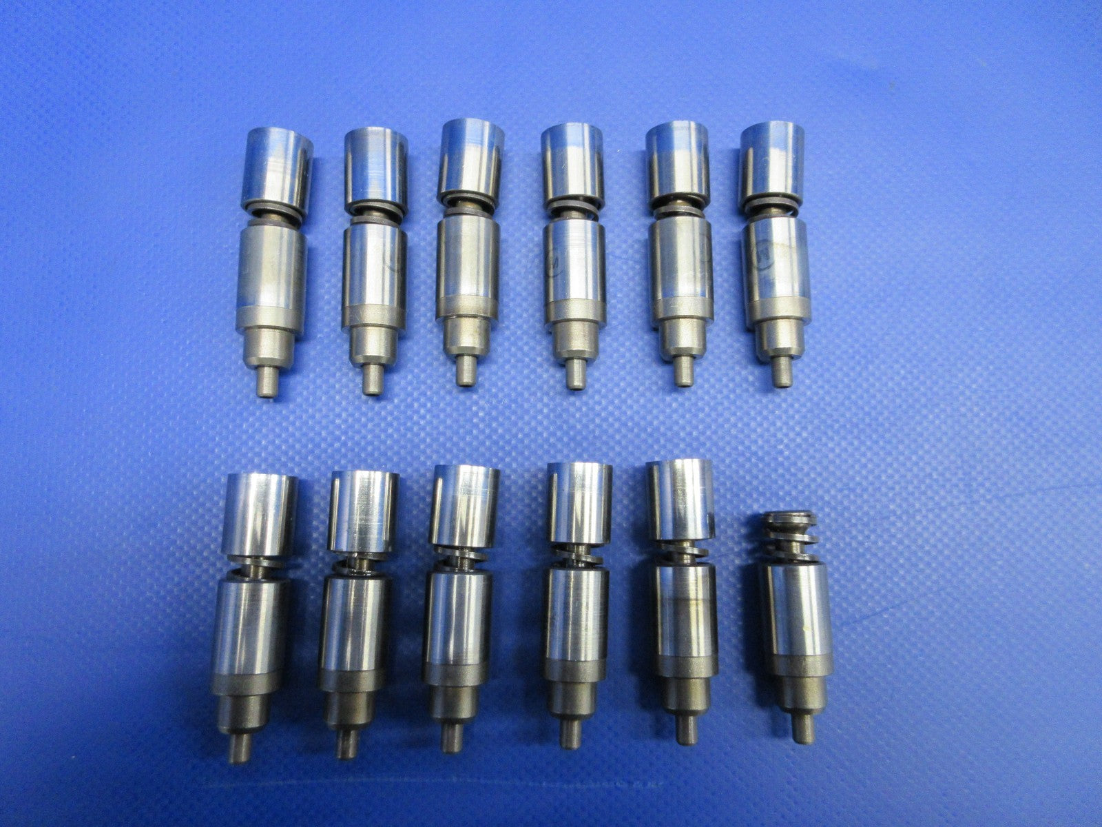 Lycoming Hydraulic Lifter Tappet P/N 78290 LOT OF 12 /One Missing Cap (0226-992)1