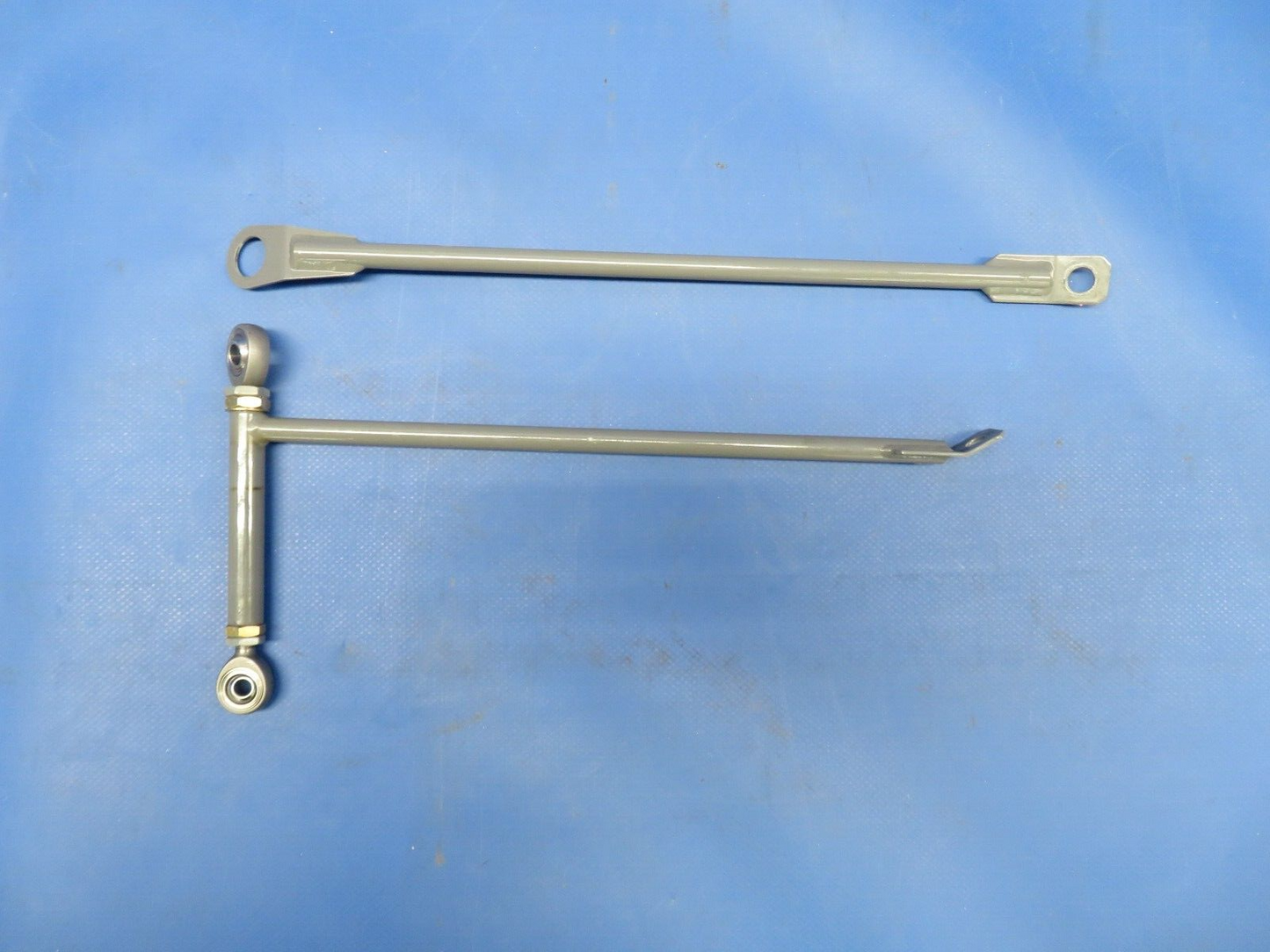 Robinson R44 Raven II Helicopter Jackshaft Weldments P/N D208-1 (0724-863)