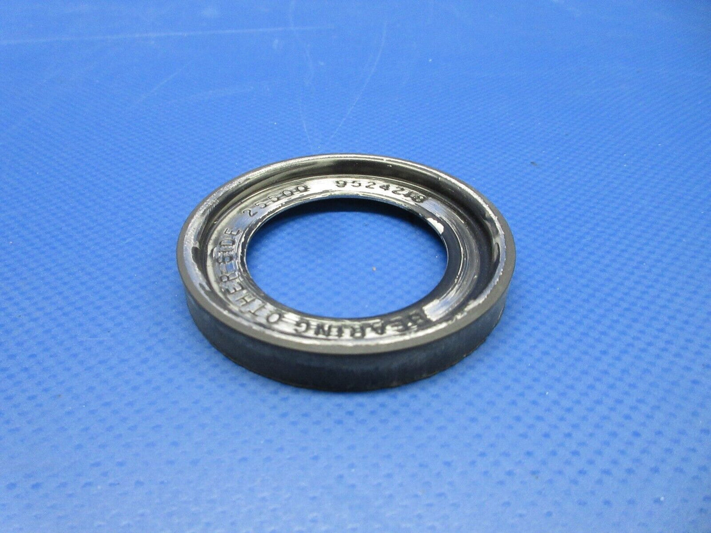 Beech King Air 100 Meggitt Wheel Bearing Seal P/N 9524218 NOS (0324-745)