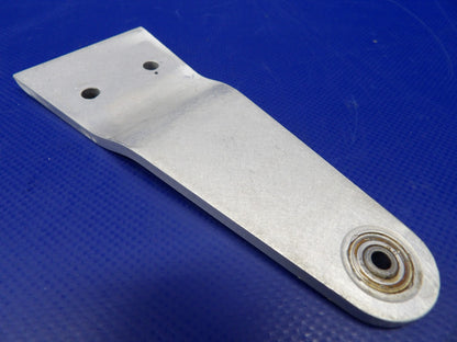 Cirrus SR22 INBD Aileron Hinge P/N 10332-413 (0926-1224)8