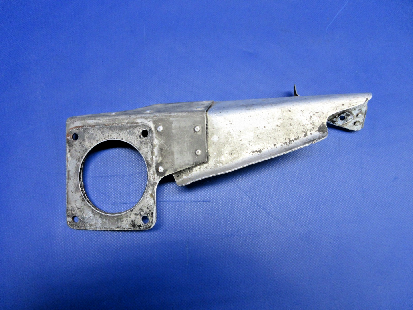 Cessna 310 / 310I Engine Control Bracket P/N 0850449-4 (0326-936)1