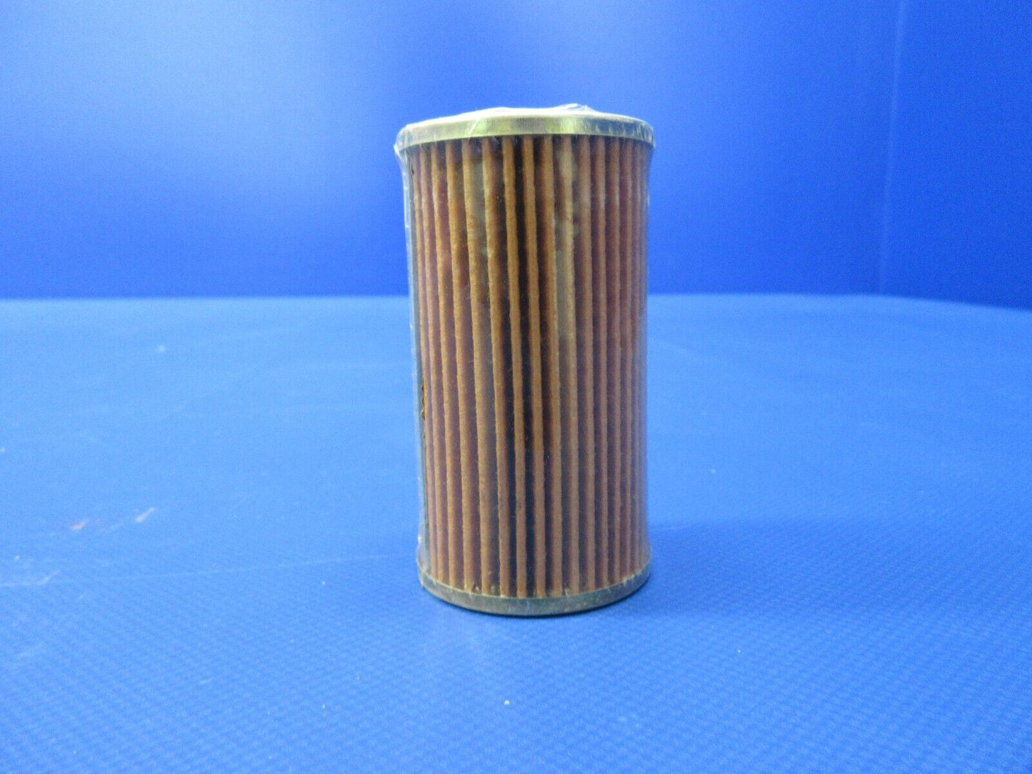 Kubota Fuel Filter And Oil Filter P/N 66361-37950, 15521-43160 NOS (0224-630)
