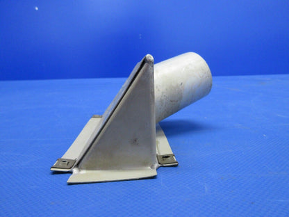 Piper PA-23-250 Aztec Defroster Air Outlet Box Assy P/N 19110-00 (0624-768)