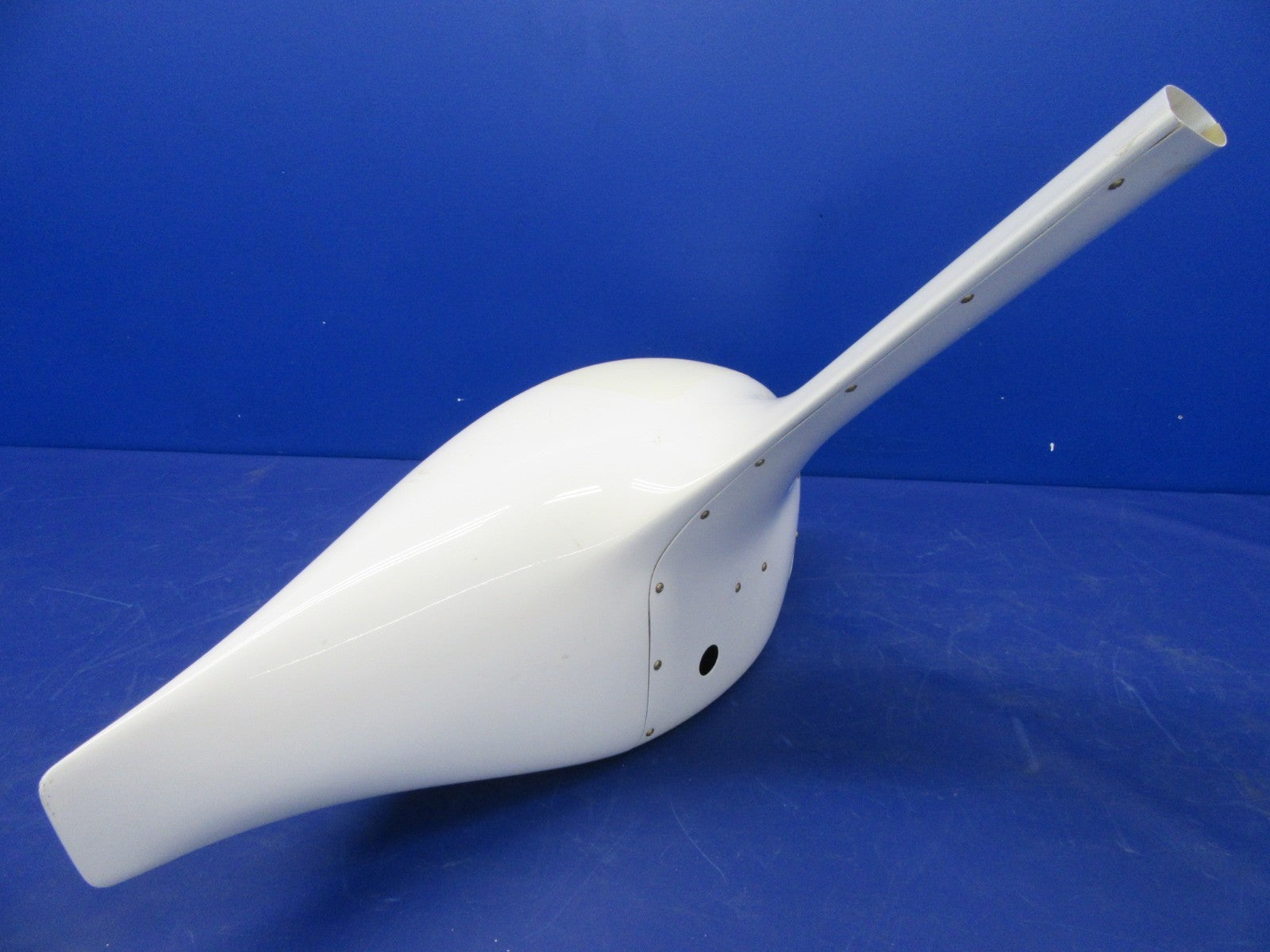 Cirrus SR20 LH Wheel Pant / Fairing P/N 18137-004 (0326-57)2