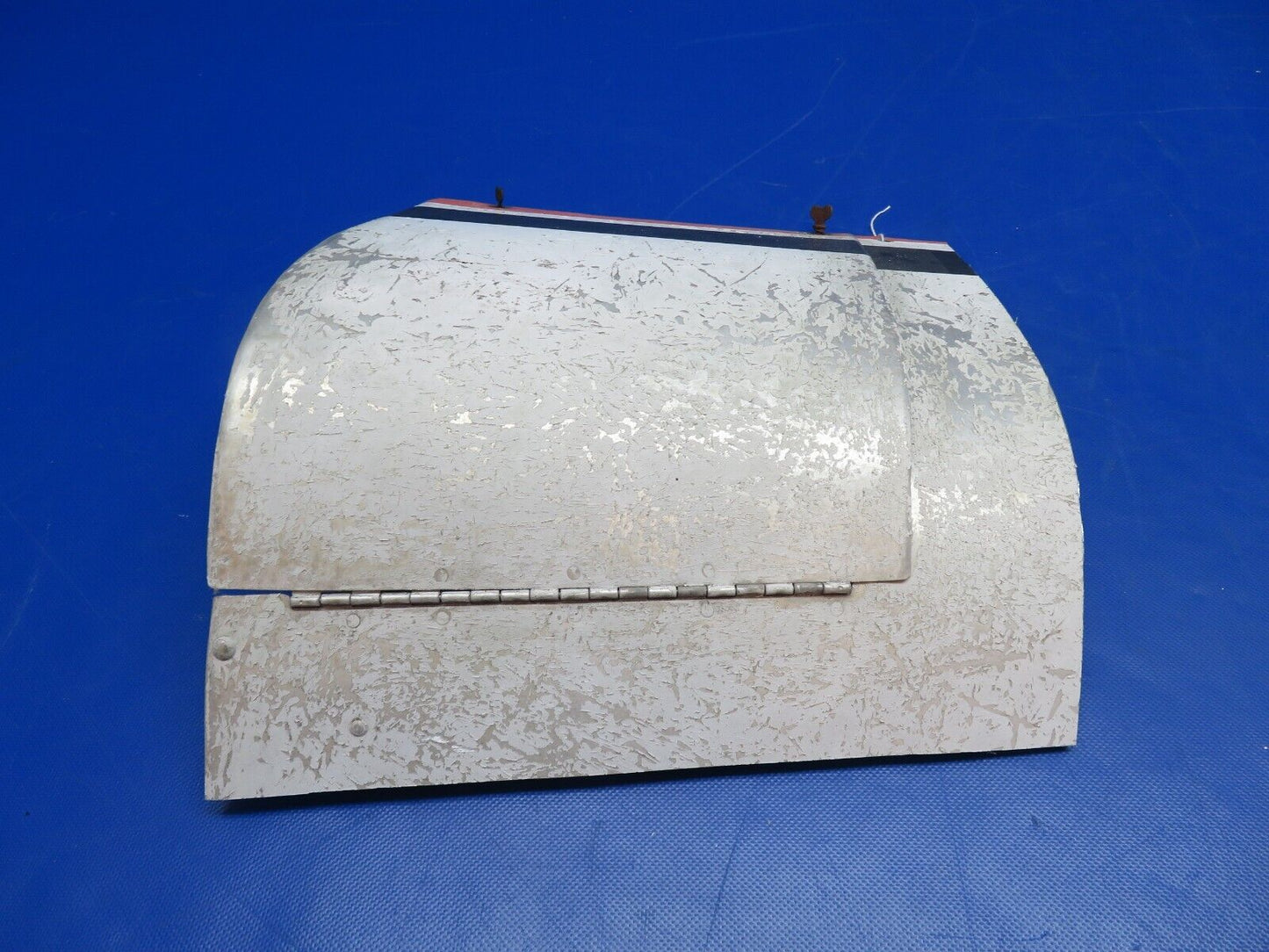 Cessna 175 Upper Cowl Door Assy P/N 0552003-27 (0424-1722)