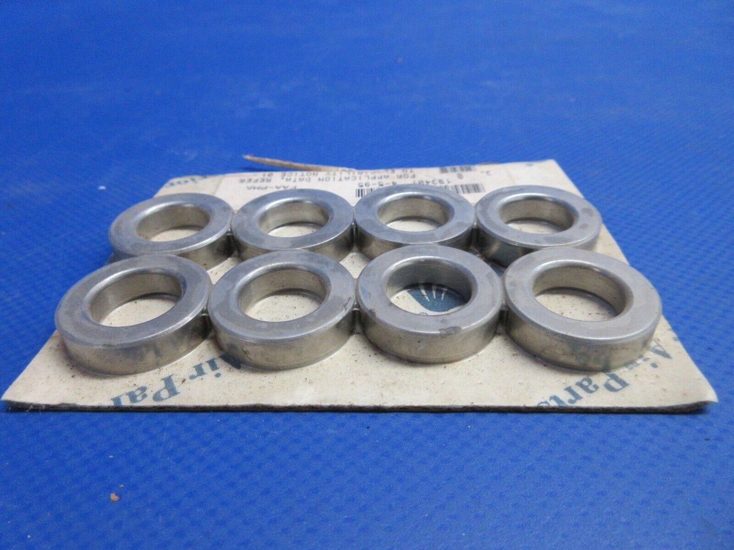 Superior Bushings P/N SA639198 LOT OF 8 NOS (0524-1965)