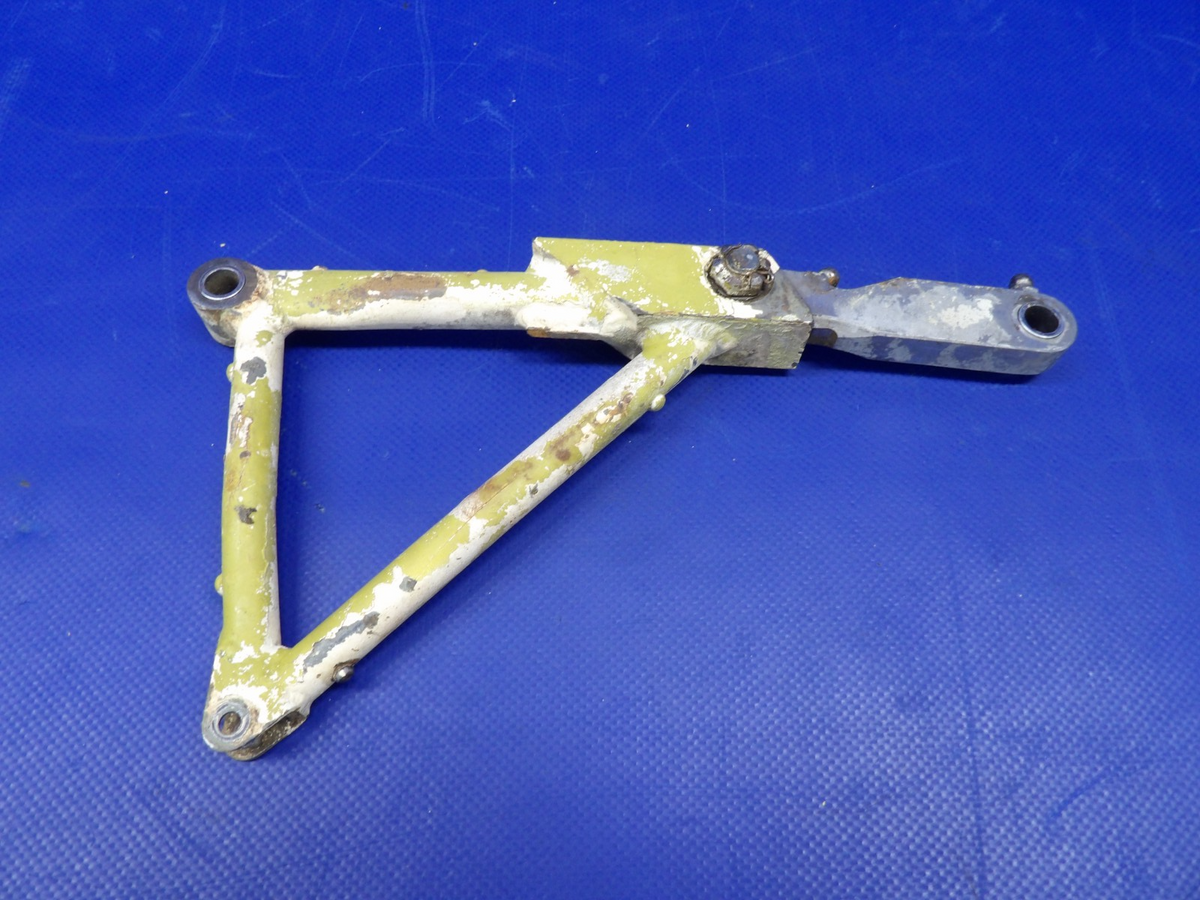 Mooney M20 / M20C LH Main Gear Retract Truss P/N 5256-1 (0426-1442)8