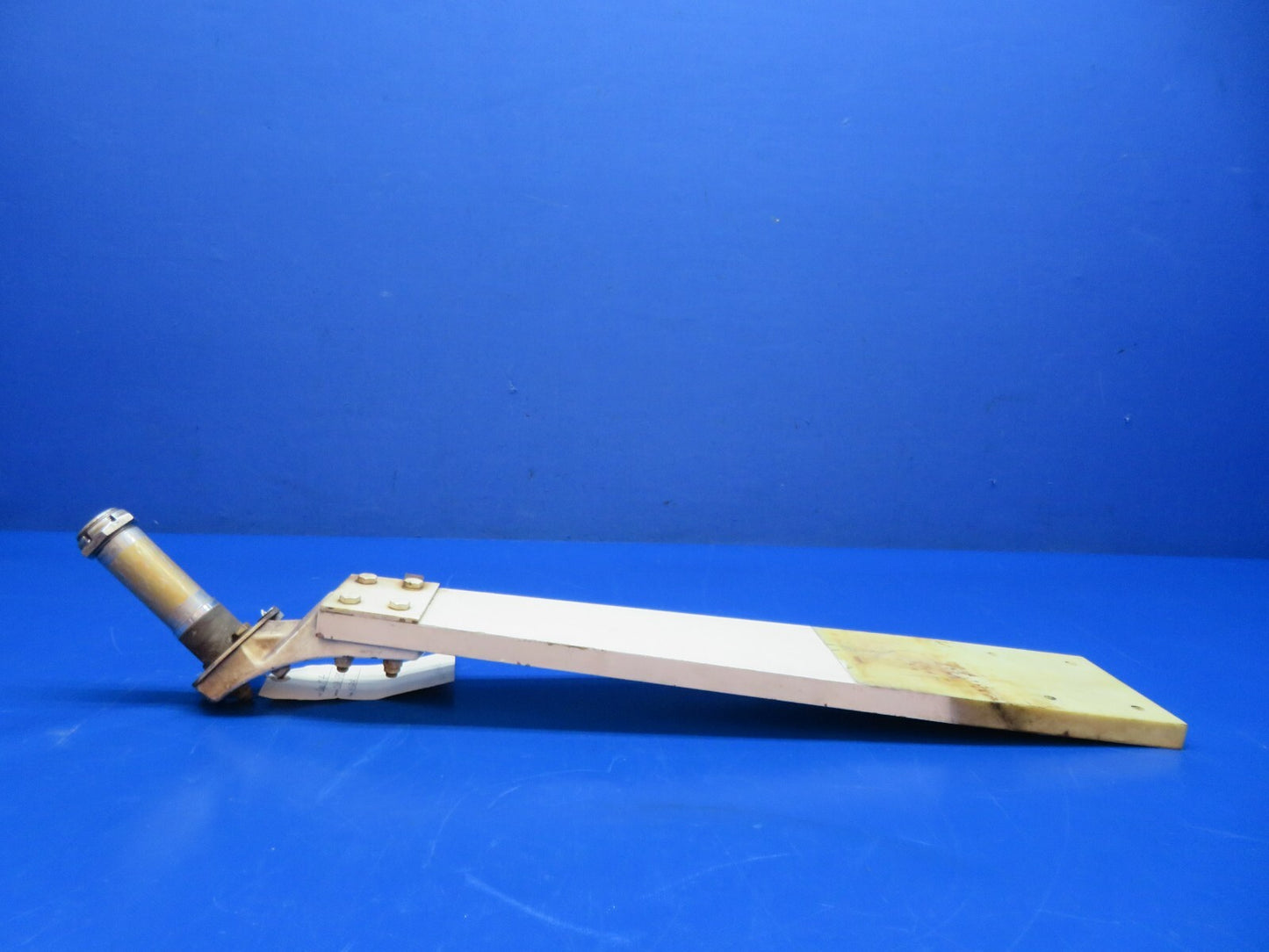 Grumman Yankee Trainer AA-1B RH Main Gear Strut w/Axle P/N 701055-1 (0124-298)7