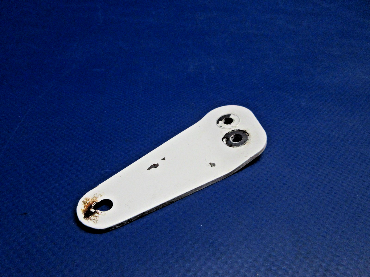 Cirrus SR22 Exhaust Brackets LH & RH P/N 20155-007, 20155-006 (0926-865)4