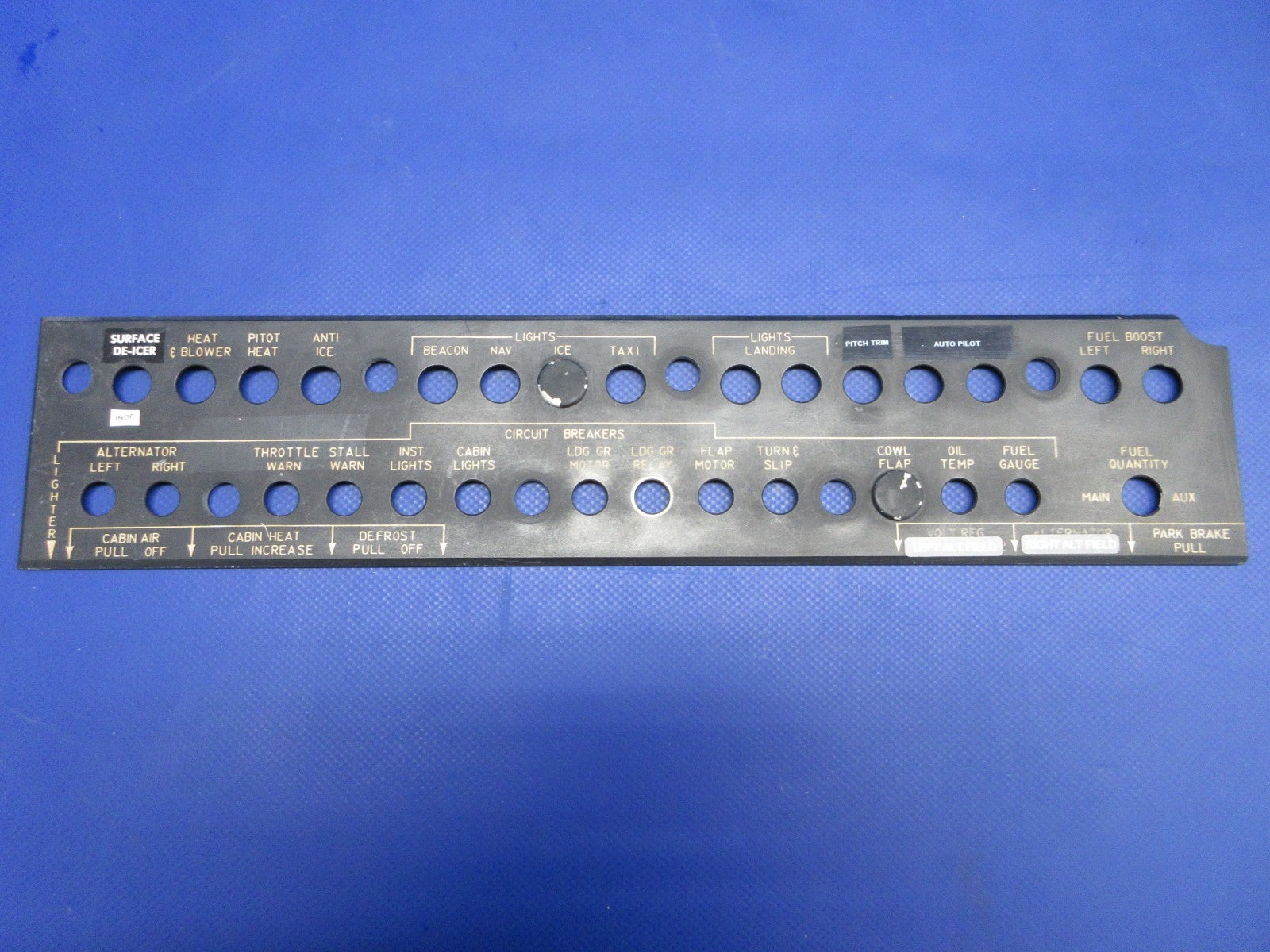 Beech D95A Travel Air Instrument Switch Sub Panel P/N 96-324034-7 (0326-737)1