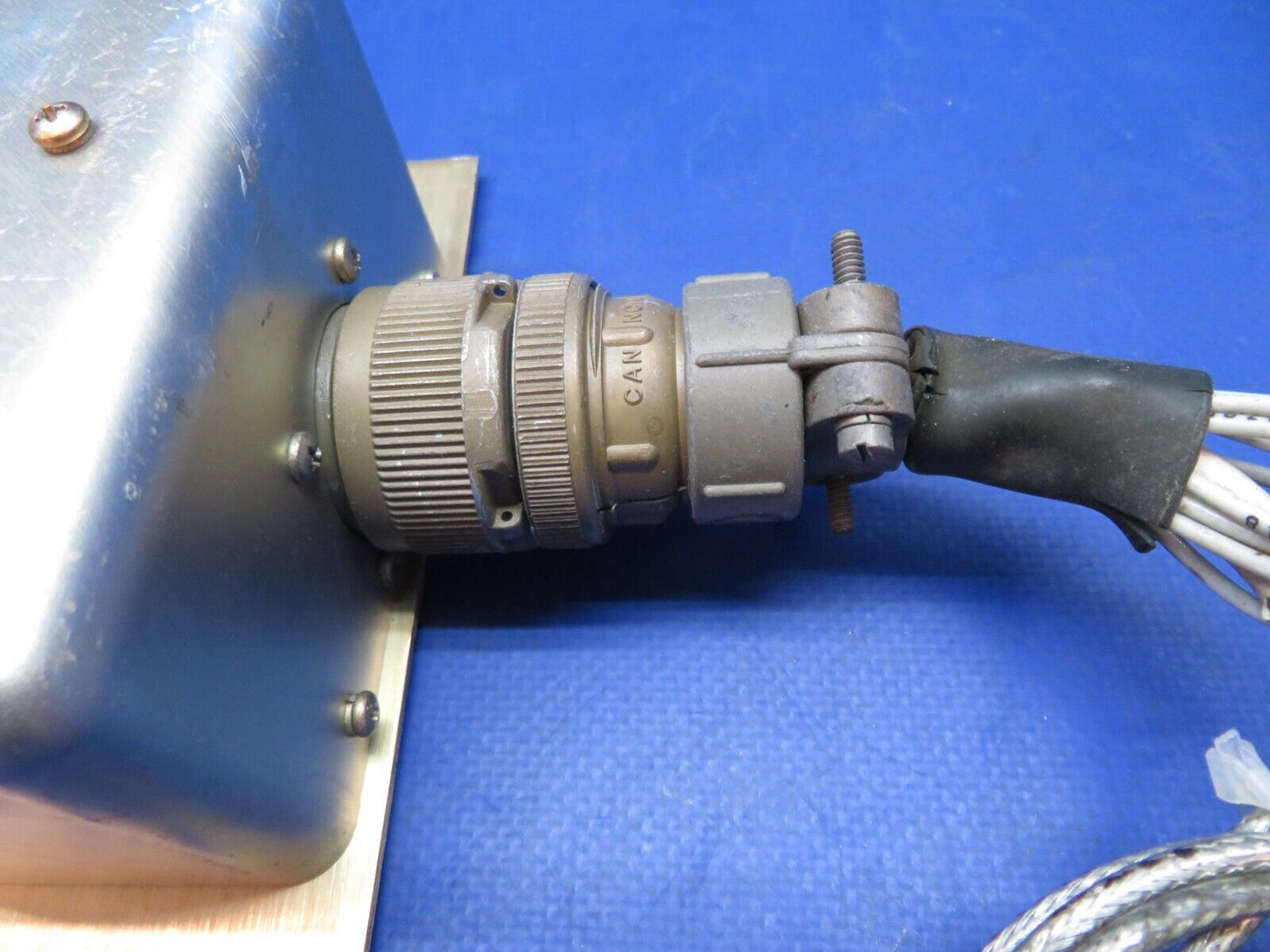 Lamar Voltage Regulator 28V P/N 36-380096-1 (0523-1027)