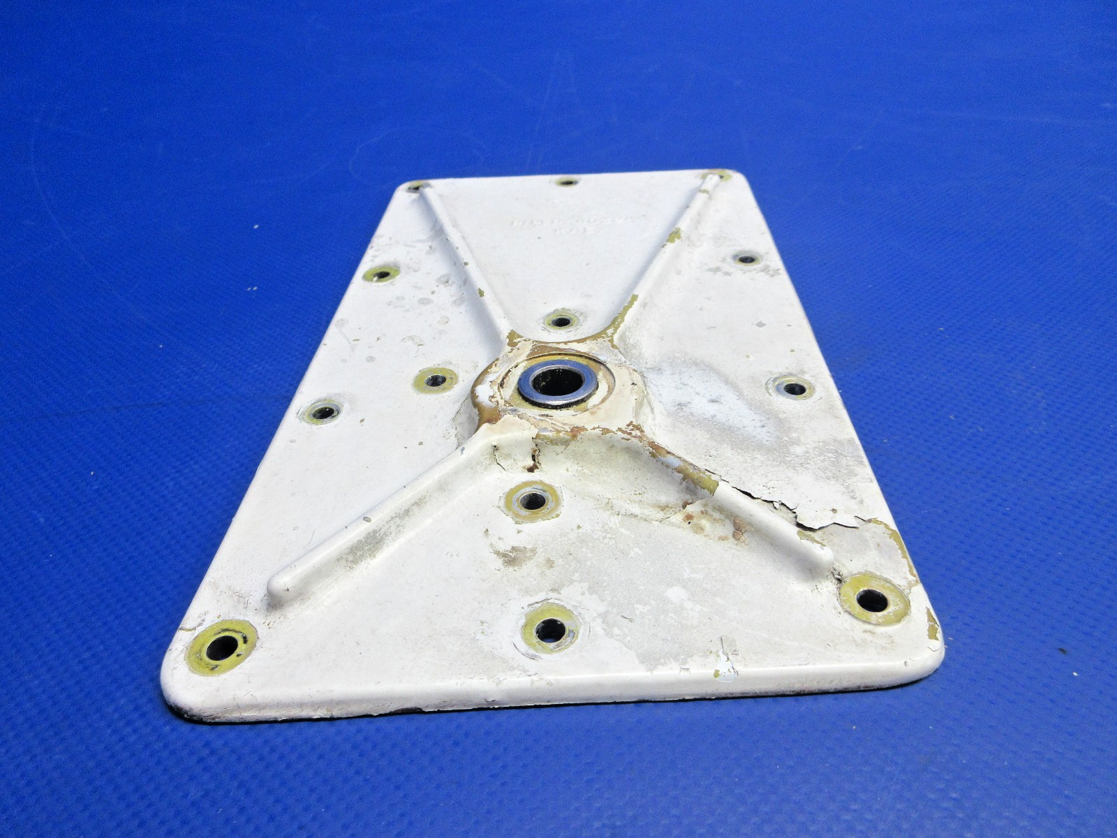 Piper PA-31T1 Nose Gear Drag Link Attachment Bracket LH P/N 40325-00 (0626-801)8