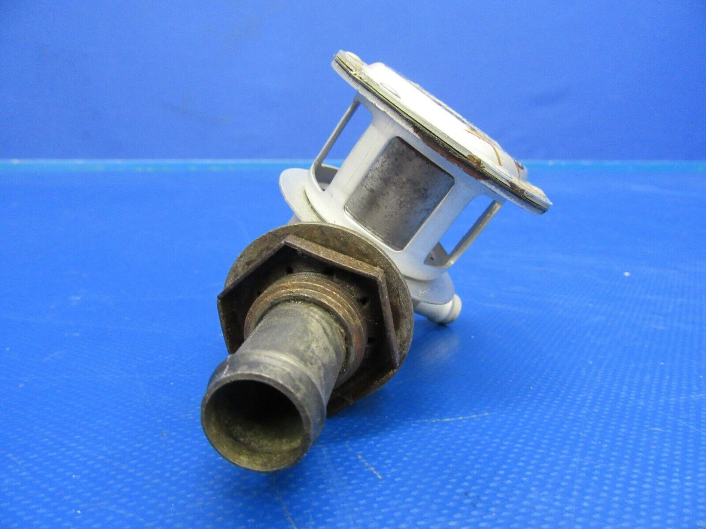 Beech Sierra B24R Airborne Vacuum Regulating Valve P/N 2H3-12 (0719-227)