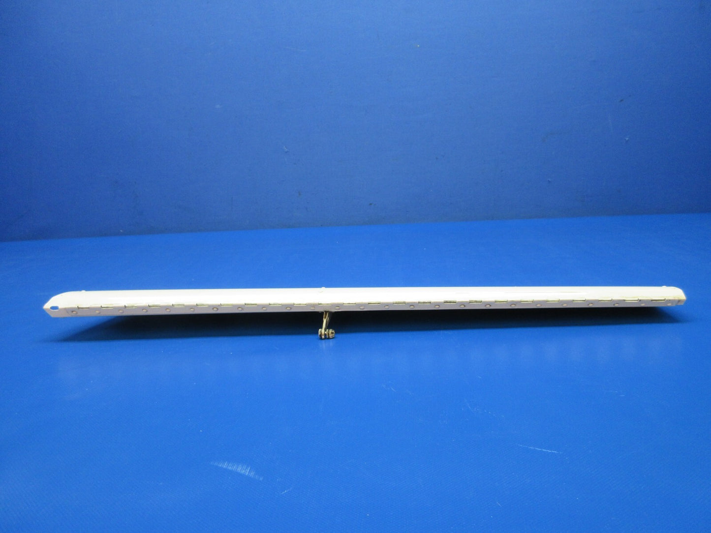 Beech 95-B55 Baron RH Elevator Trim Tab P/N 45-610005-123 (1124-1383)3
