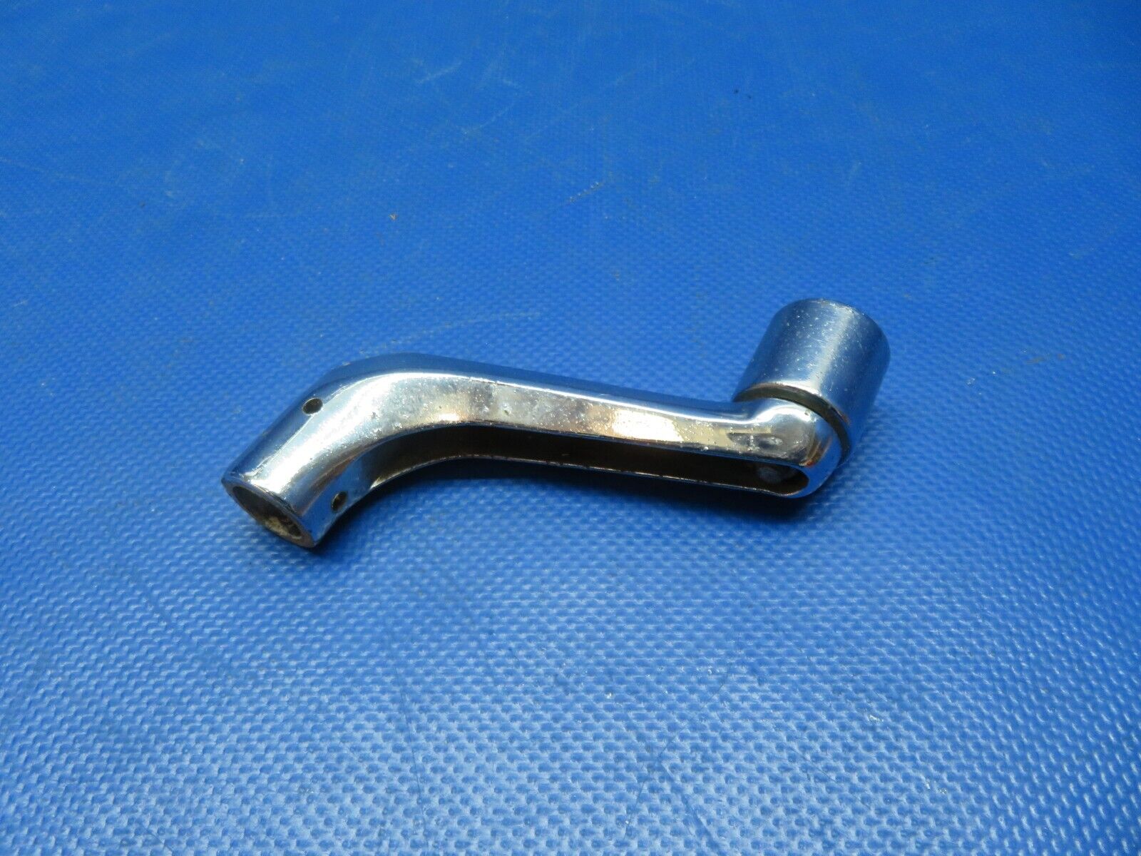 Cessna Handle Vertical Seat Adjust P/N 1200159-3 (0524-176)