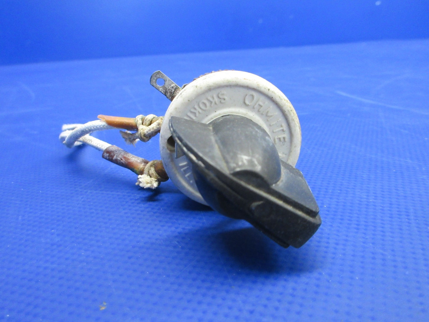 Globe GC-1B Swift Assorted Switches / Rheostats LOT (0326-796)2