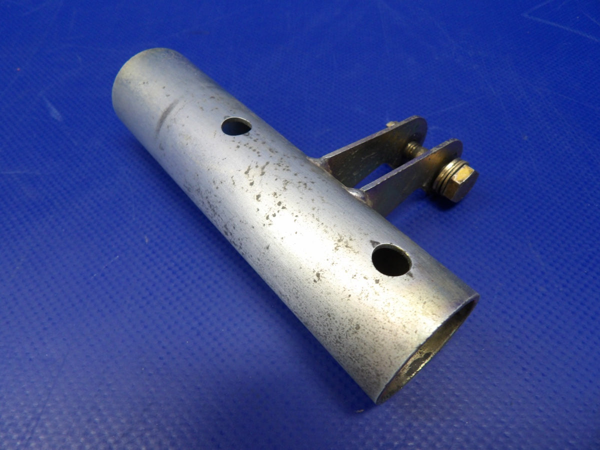 Cirrus SR22 Flap Control Weldment P/N 12061-001 (0926-1223)7