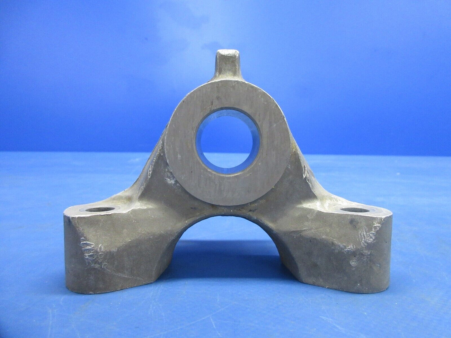 Bell 47J-2 Main Rotor Hub Support Pillow Block P/N 47-120-163-5 (1124-892)