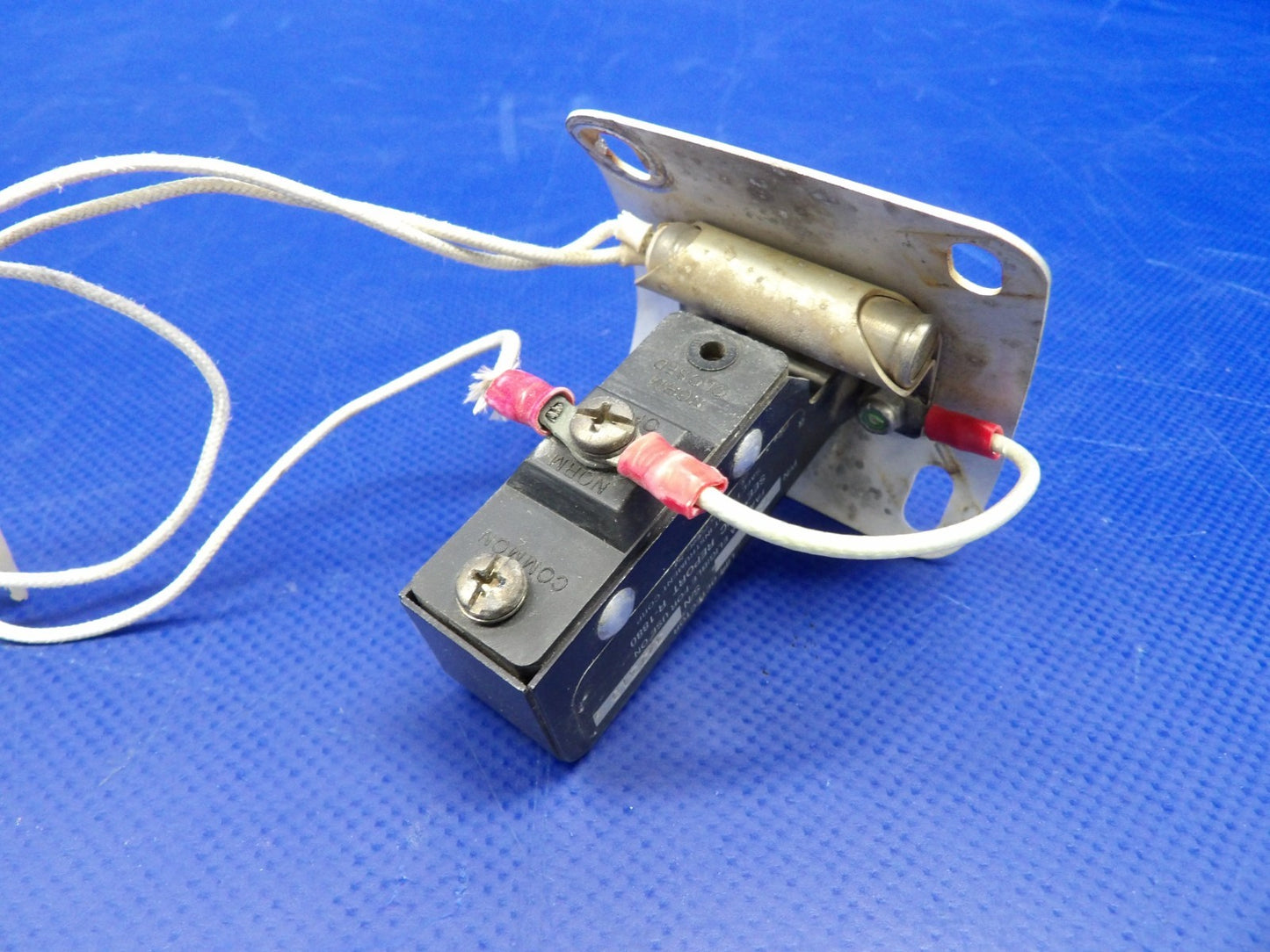 Cessna 172RG Safe Flight Lift Detector Heated 28V P/N 150 TESTED (0626-1505)8