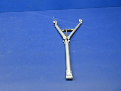 Beech D95A Travel Air Nose Gear Retract Drag Leg + Brace (0326-845)11