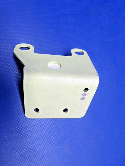 Beech King Air Propeller De-Ice Shim Bracket P/N 101-960115-1 NOS (0426-844)9