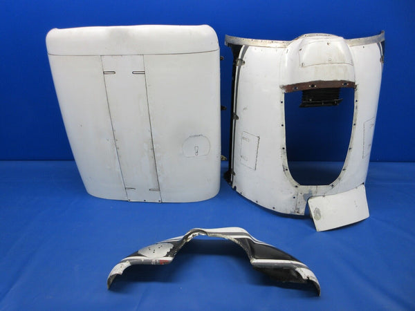 Damaged Beech 95 / D95A Engine Cowling LH P/N 95-910011-601 FOR PARTS (0424-634)