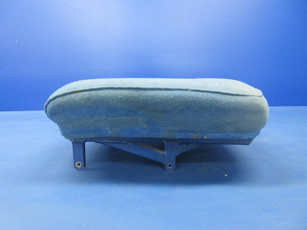 Cessna 210 Upholstered Seat Bottom Assy RH P/N 1214037-202 PARTS (0624-1443)