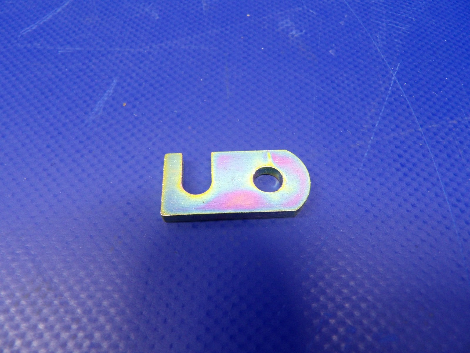 Cirrus SR20 Anchorage Clip P/N 11669-003 NOS (0426-1322)1