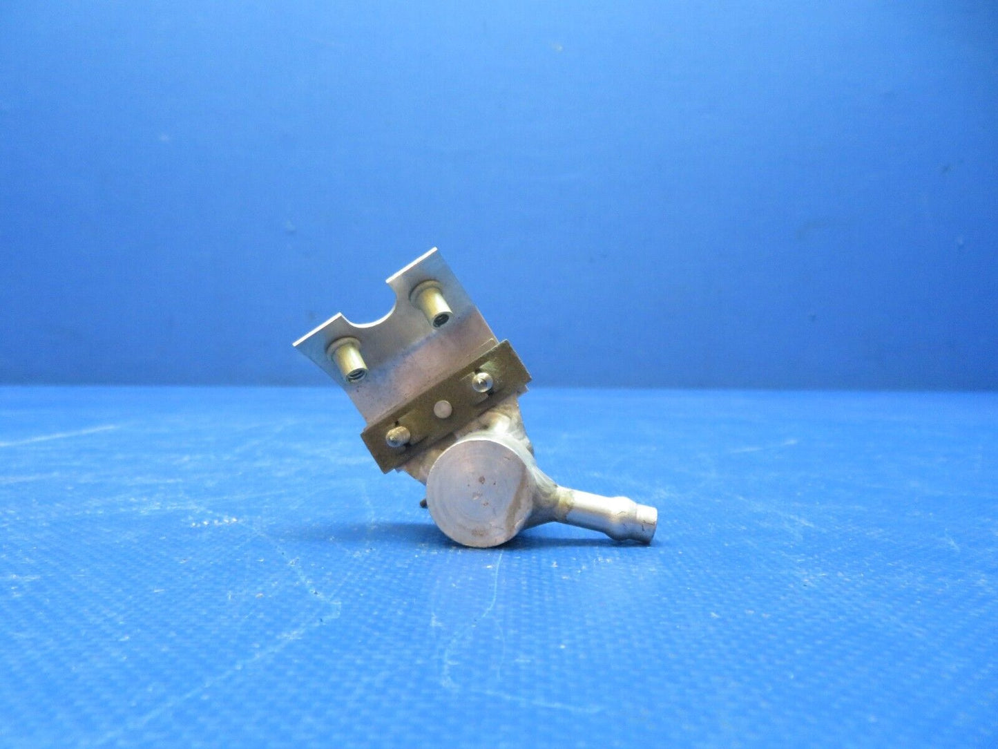 Piper PA-32RT-300T Lance II Alternate Air Valve & Bracket P/N 492-100 (1024-213)