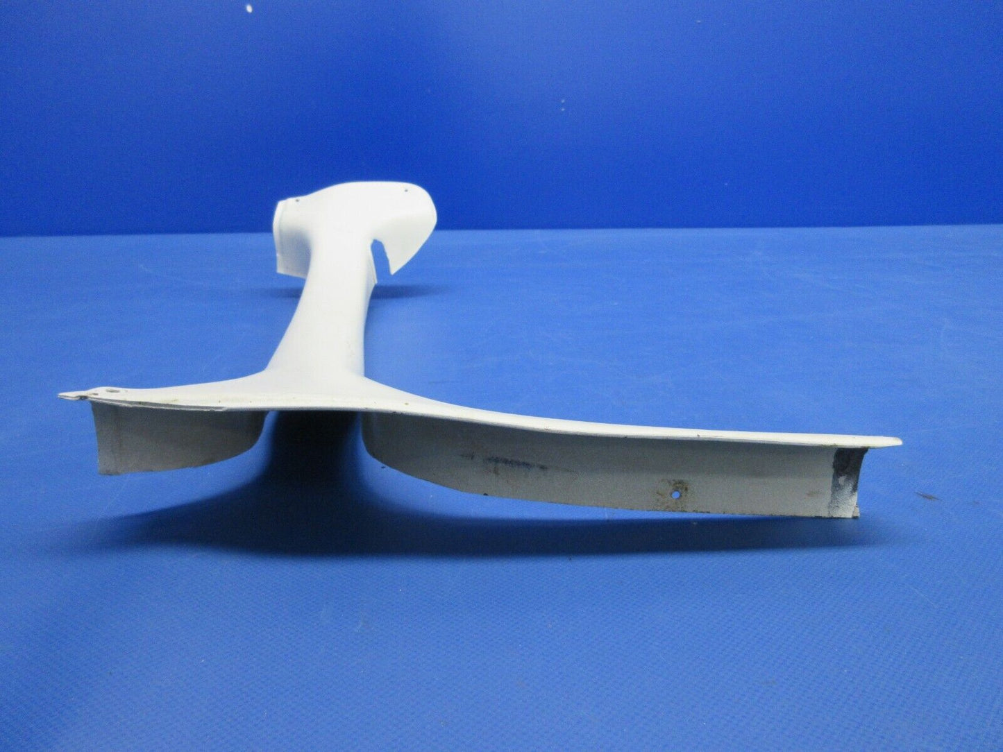 Piper PA-23-250 Aztec Window Moulding Front LH & RH 16527-05 & -02 (0624-875)