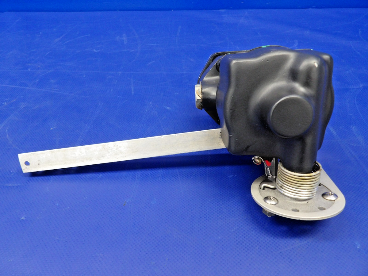 Mooney M20 Hartzell Propeller Governor H-1 PROP STRIKE 73.4 SOH (0826-1265)6