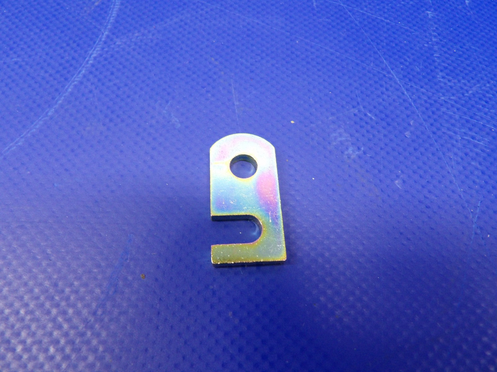 Cirrus SR20 Anchorage Clip P/N 11669-003 NOS (0426-1322)4