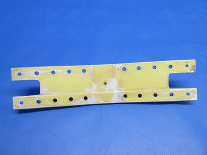 Beech 19A Musketeer Lower Splice Plate Fitting P/N 169-110017-1 (0424-1352)