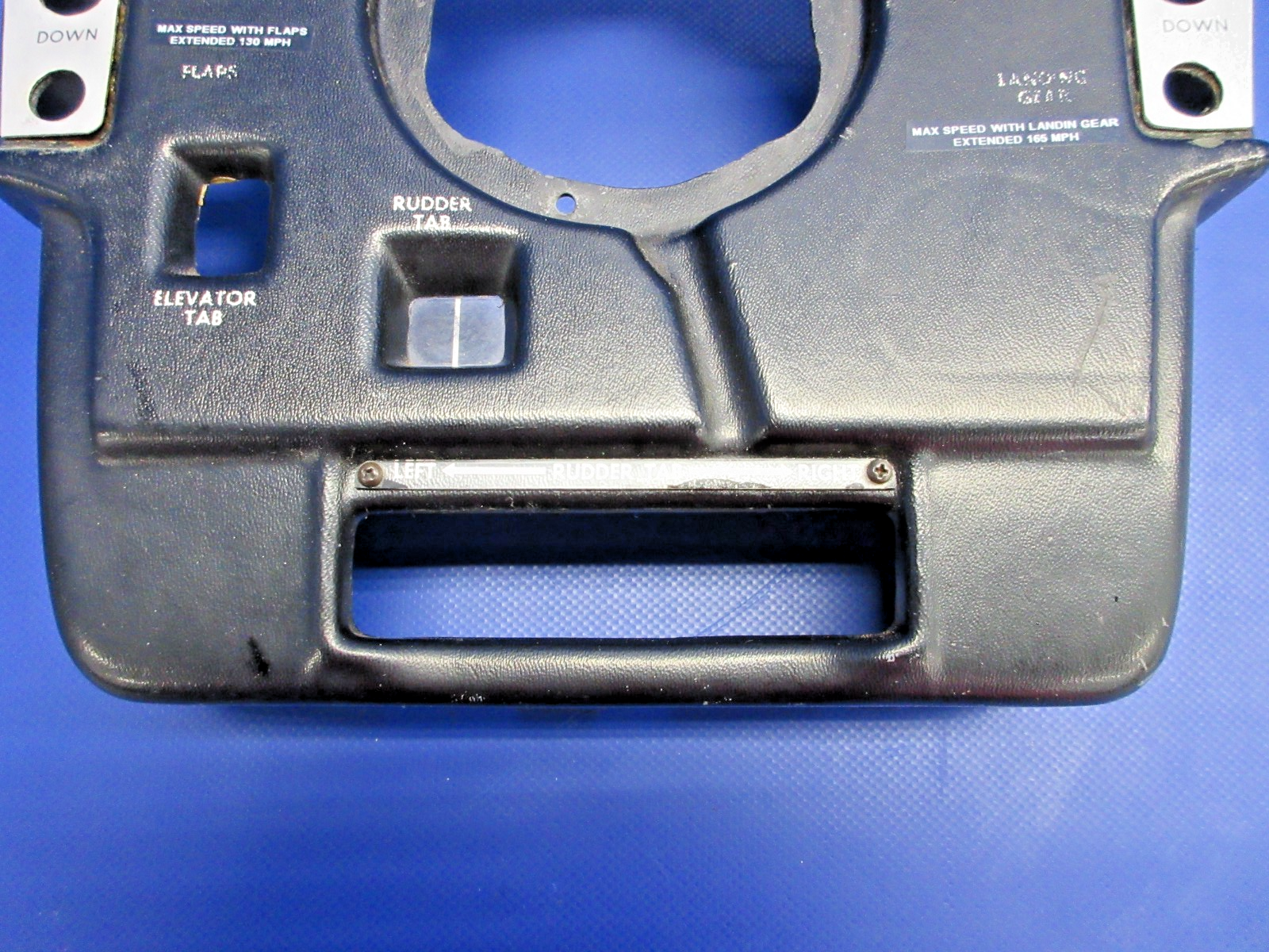 Beech D95A Travel Air Control Console Cover P/N 96-324036-11 (0326-727)9