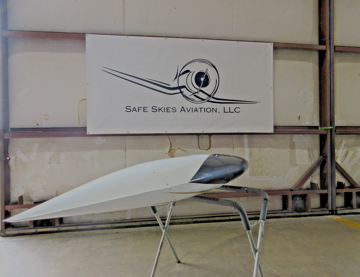 Cessna 310N Wing Tip Tank RH P/N 5092301-1 w/ Rear Fairing (0626-824)7