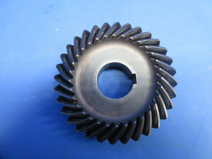 Bell 47J-2 Helicopter Tail Rotor Drive Bevel Gear P/N 047-645-097-1 (1124-864)