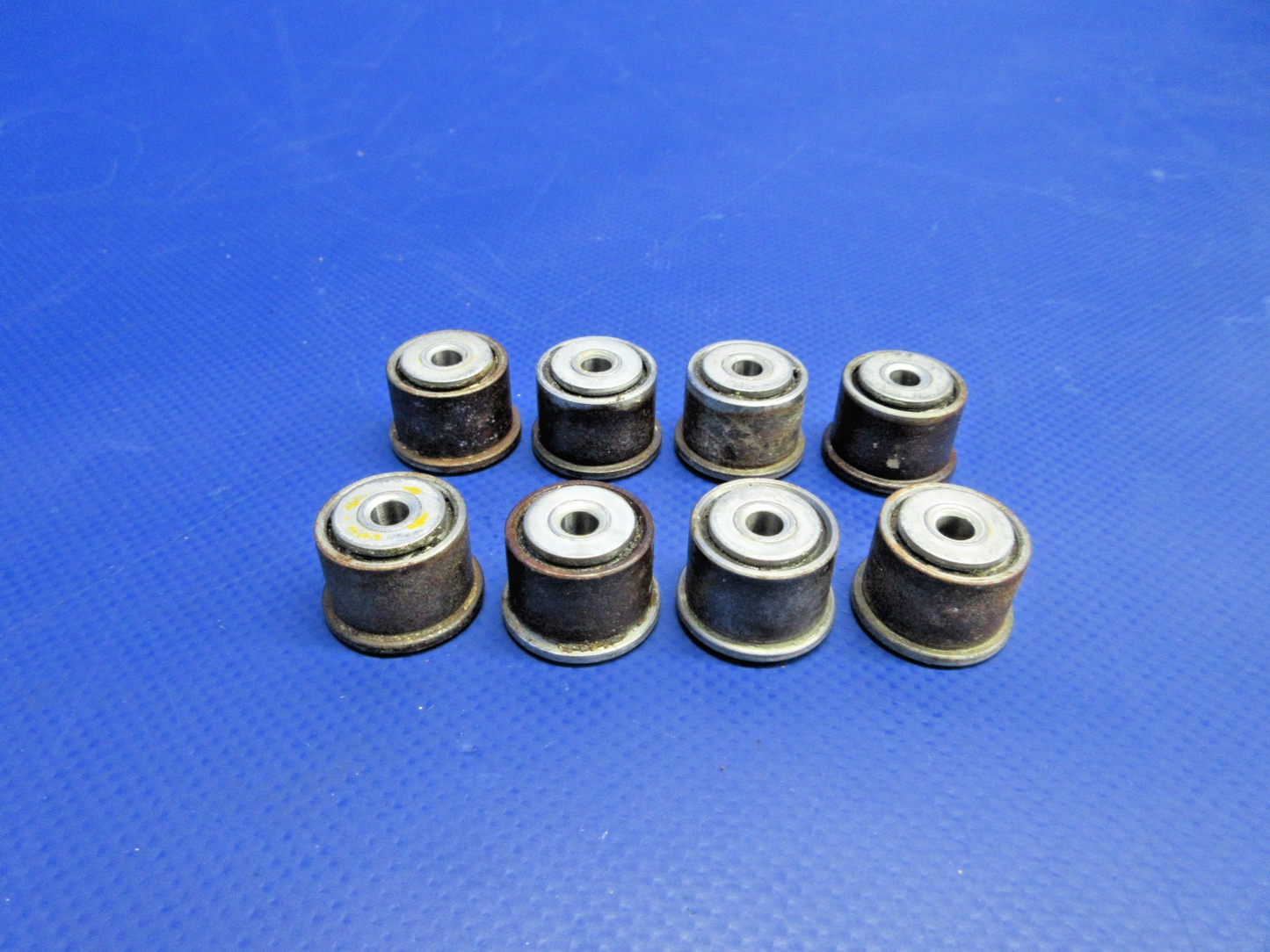Beech F35 Bonanza Flap Track Roller P/N 35-165004 LOT OF 8 (0726-762)3