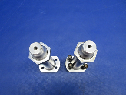 Beringer After-market Main Gear Axle LH & RH P/N AV-CIRR-002 & -002A (0926-784)1