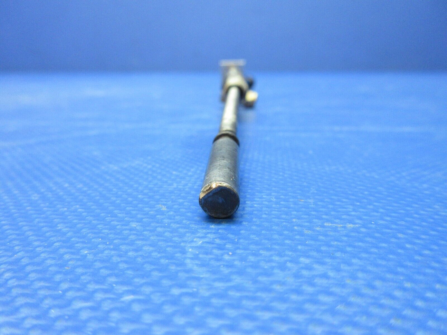Cessna 337 / P337H FWD Lock Pin Upper Cabin Door P/N 1517120-17 (0924-1218)