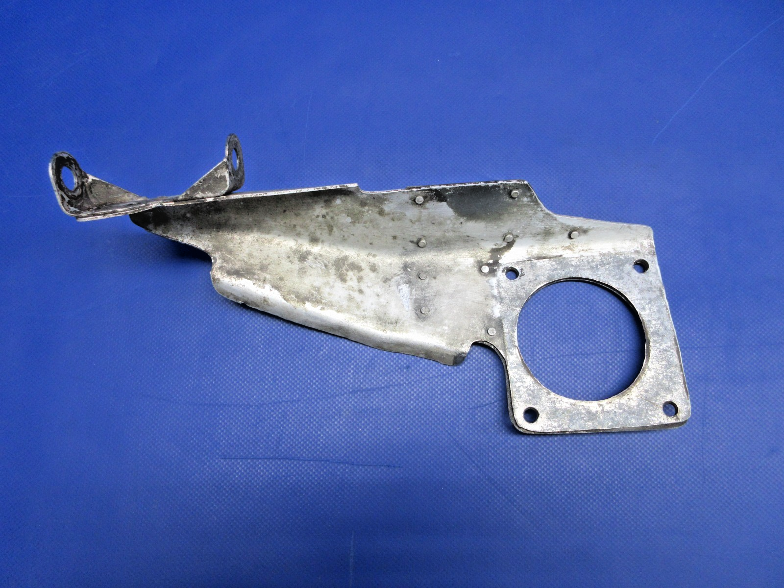 Cessna 310 / 310I Engine Control Bracket P/N 0850449-4 (0326-936)3
