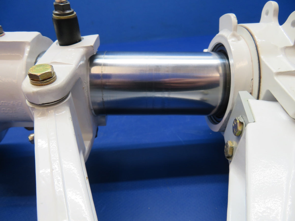 Cessna 182 / 182L Nose Gear P/N 0743621-200 REBUILT (0626-400)14